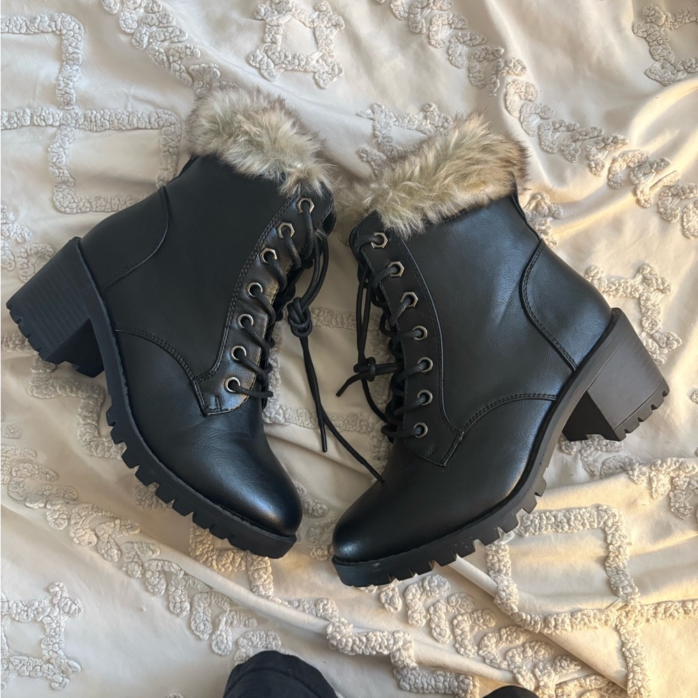 Women's Black Fur-Lined Ankle Boots